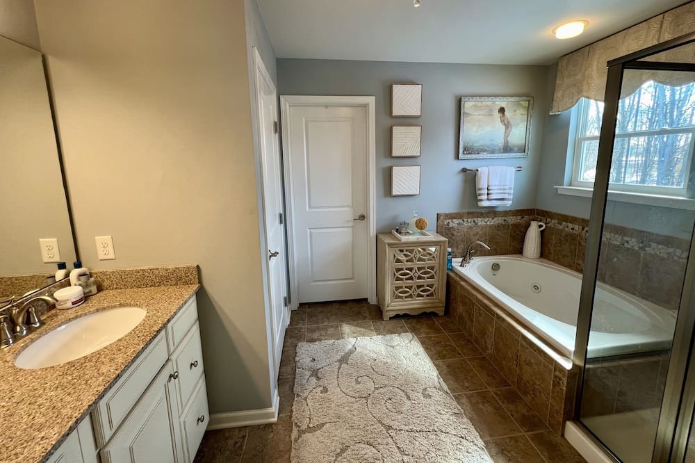 Photo of Bathroom in Orchard Park