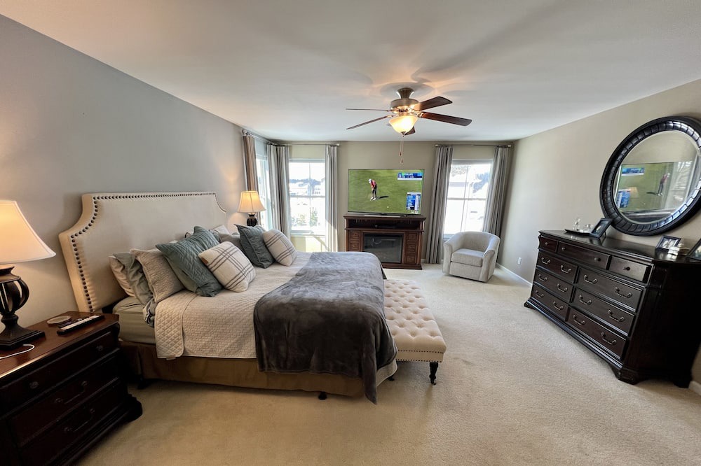 Photo of Bedroom in Orchard Park