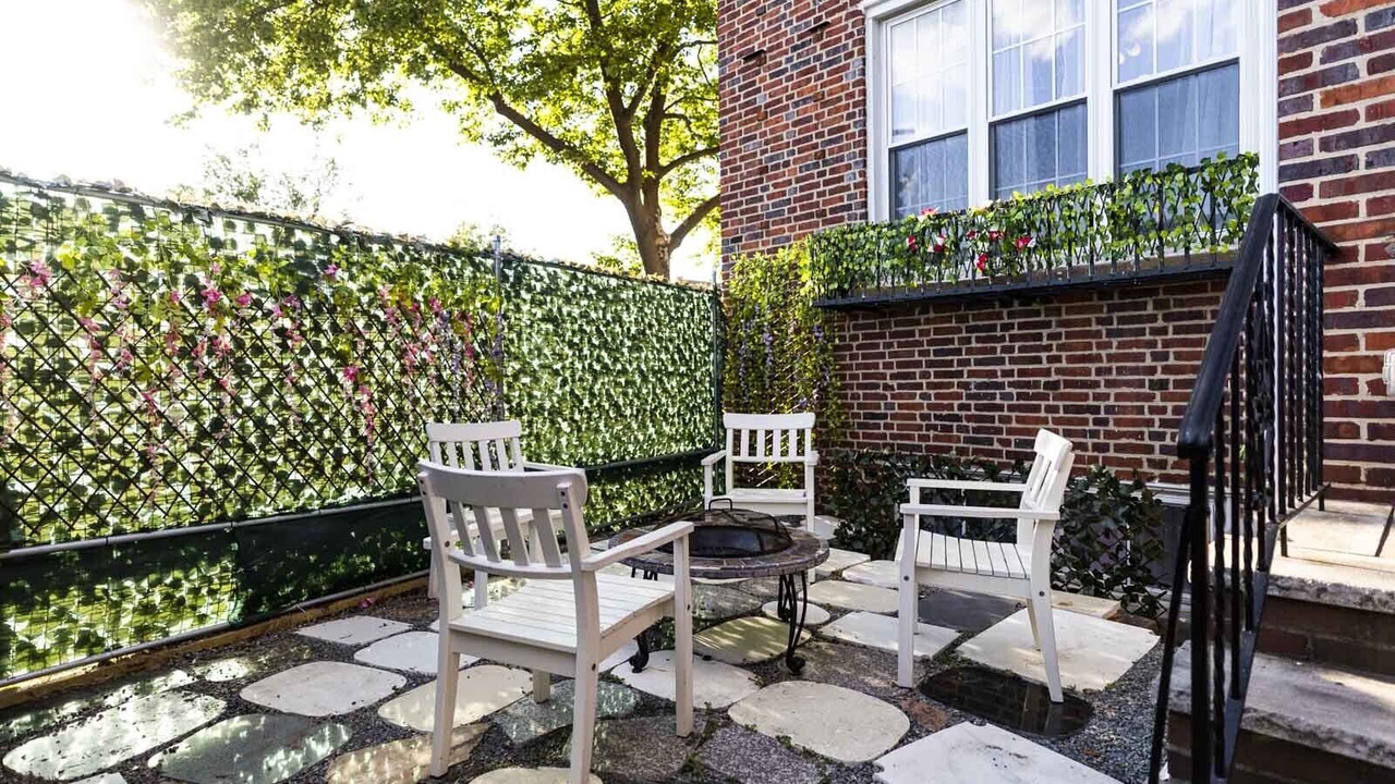 Photo of Outdoor in Queens