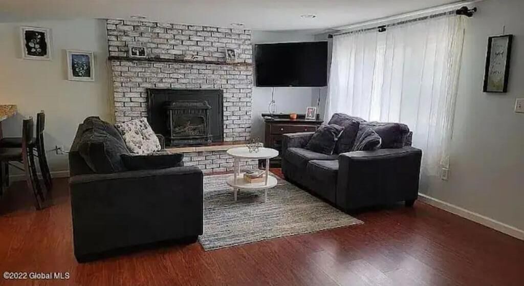 Photo of Livingroom in Town of Kingsbury