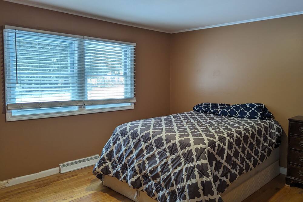 Photo of Bedroom in East Haven  Rutland County