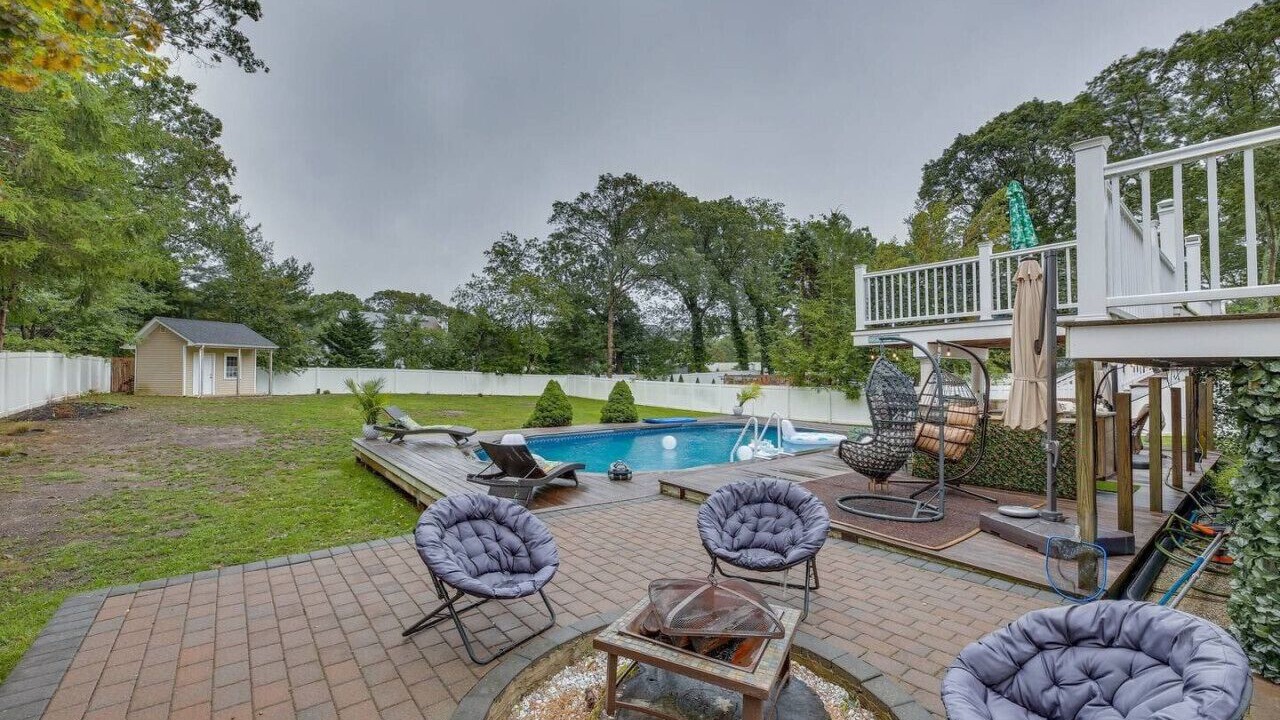 Photo of Outdoor in Lake Grove