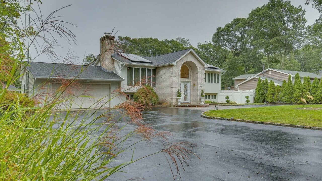 Photo of Outdoor in Lake Grove