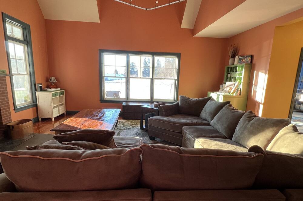 Photo of Livingroom in Mont Vernon