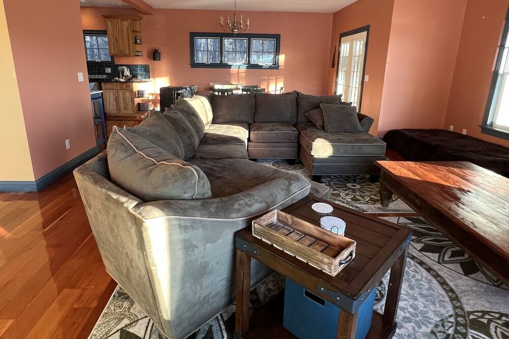 Photo of Livingroom in Mont Vernon