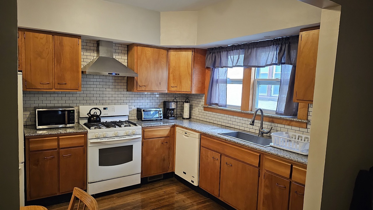 Photo of Kitchen in Front Park