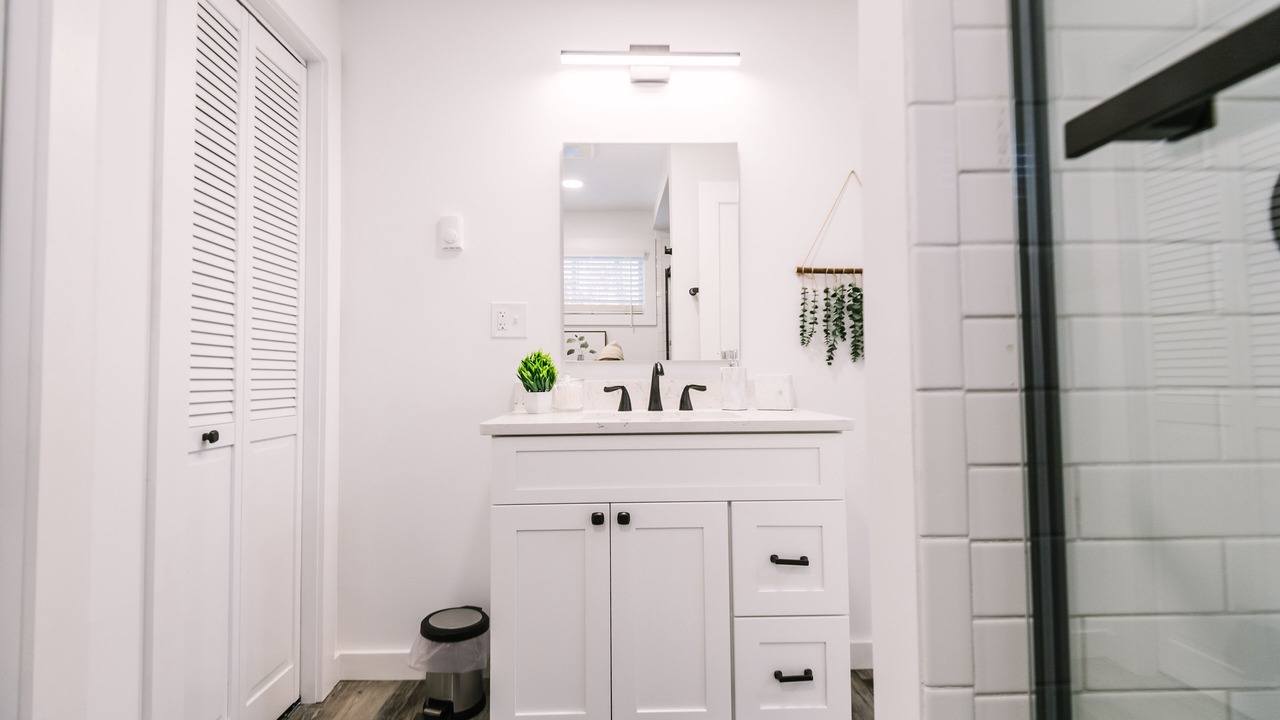 Photo of Bathroom in Lanesville