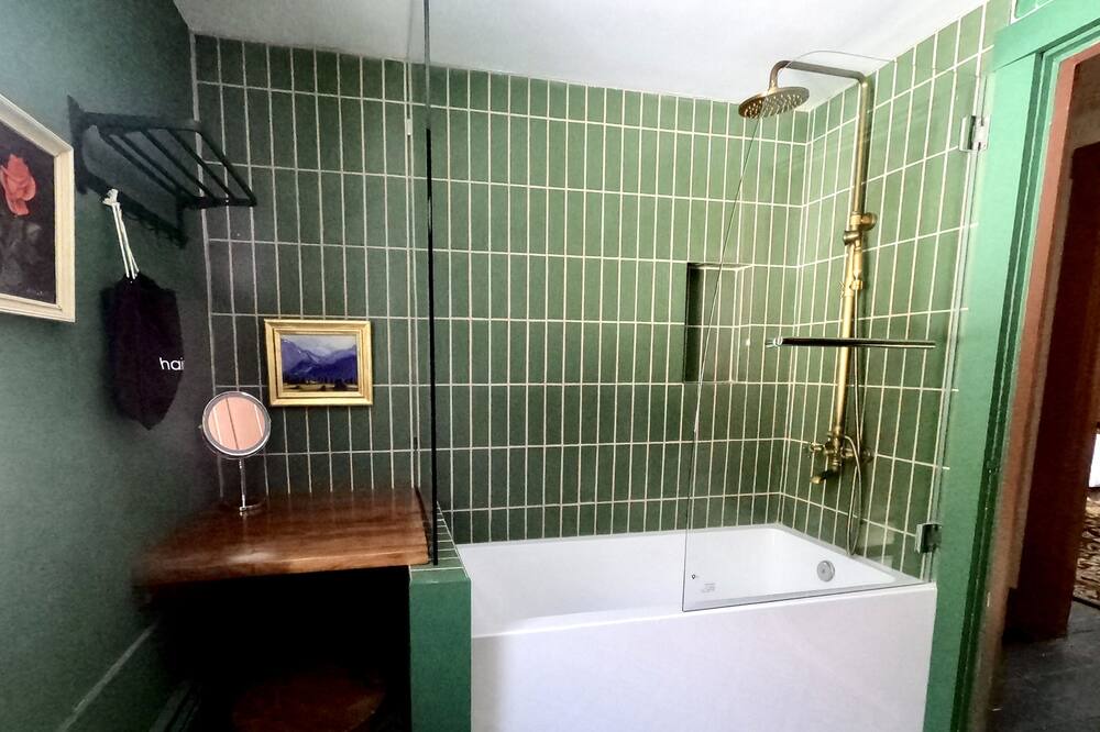 Photo of Bathroom in Cavendish