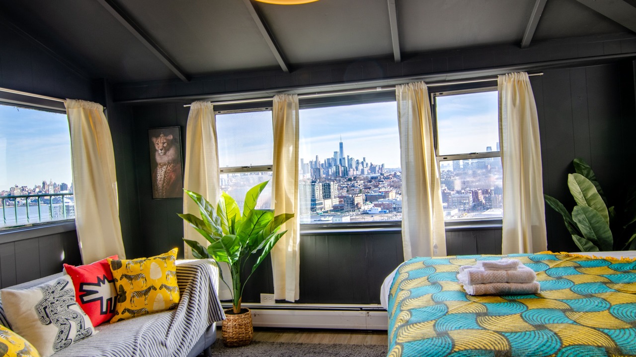 Photo of Livingroom in Weehawken