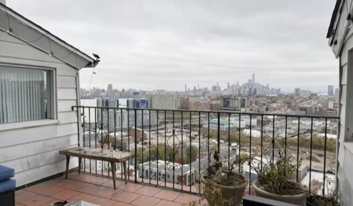 Photo of Patio Balcony in Weehawken