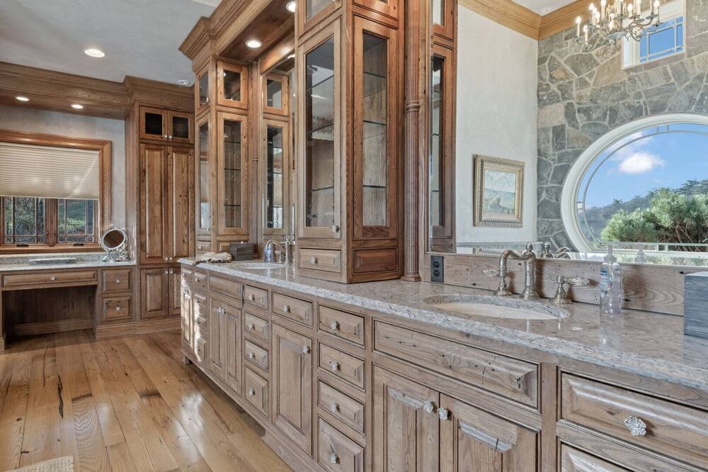 Photo of Bathroom in Highland