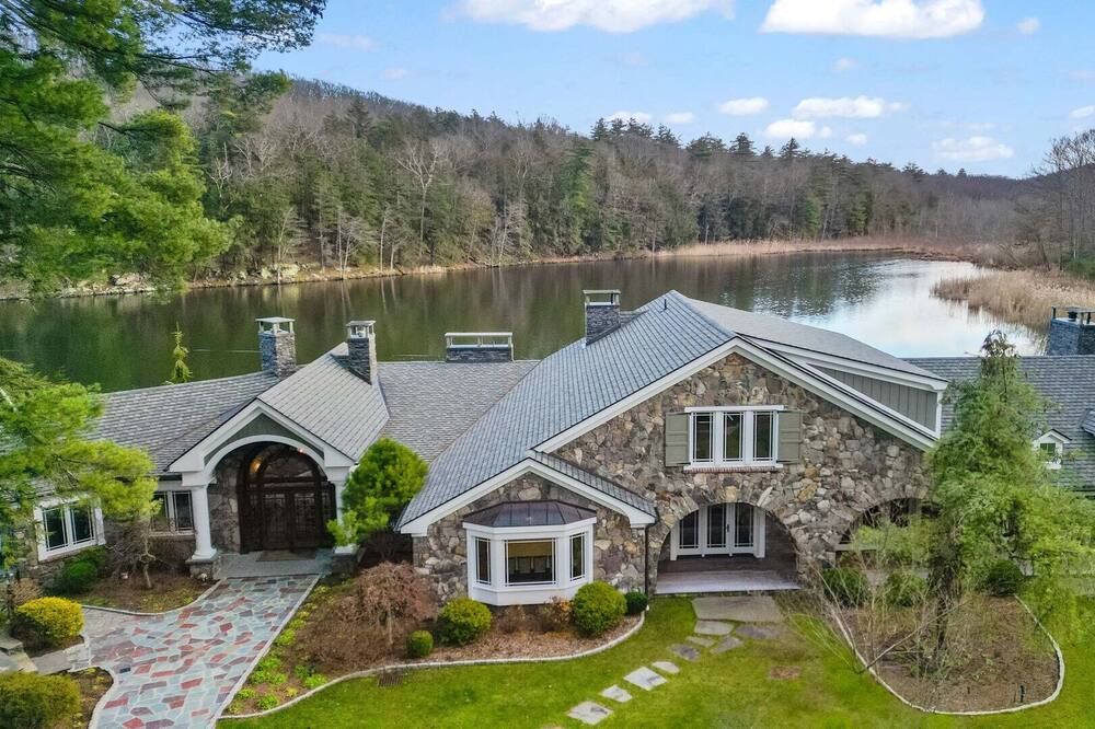 Photo of Outdoor in Highland