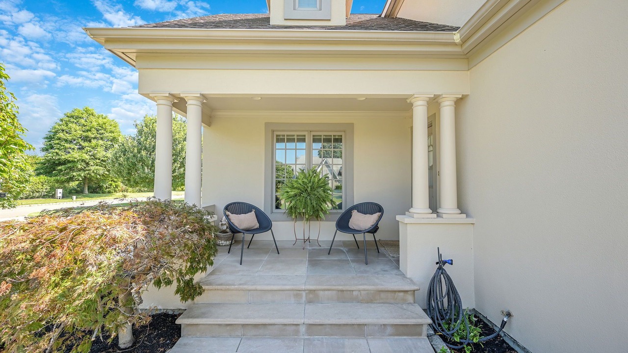 Photo of Patio Balcony in Greenport West