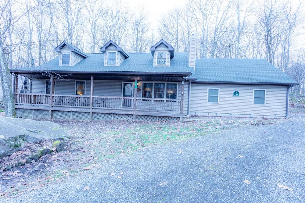 Photo of Outdoor in Alpine Lake