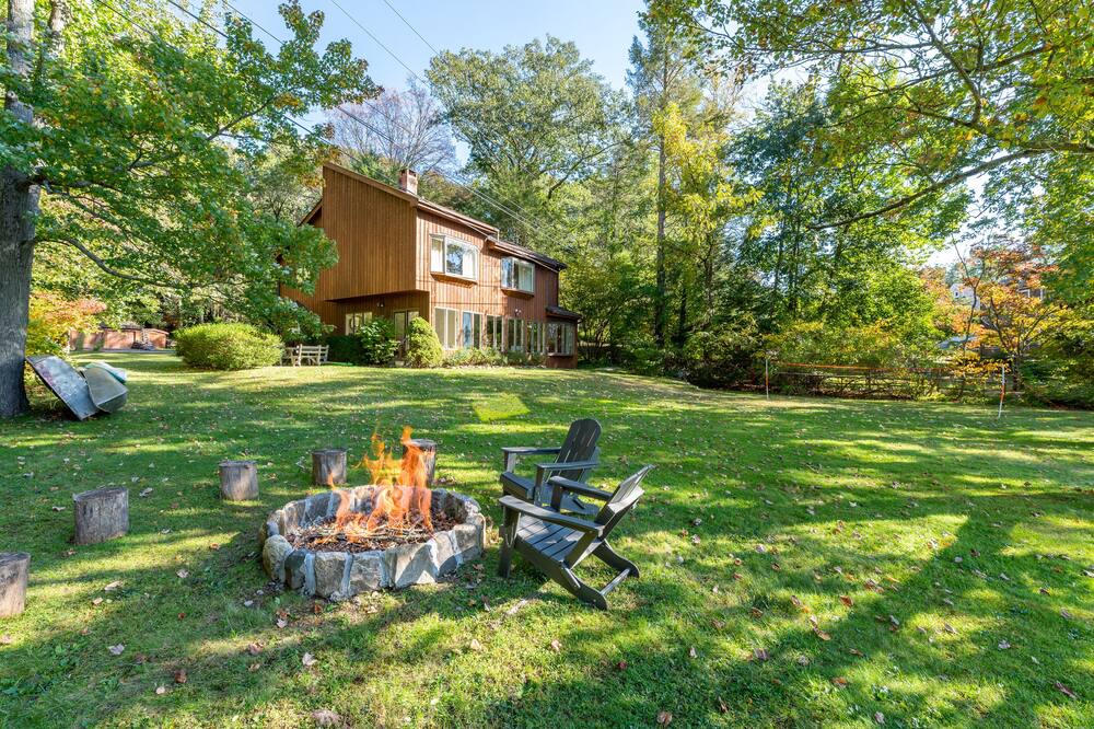 Photo of Outdoor in South Salem