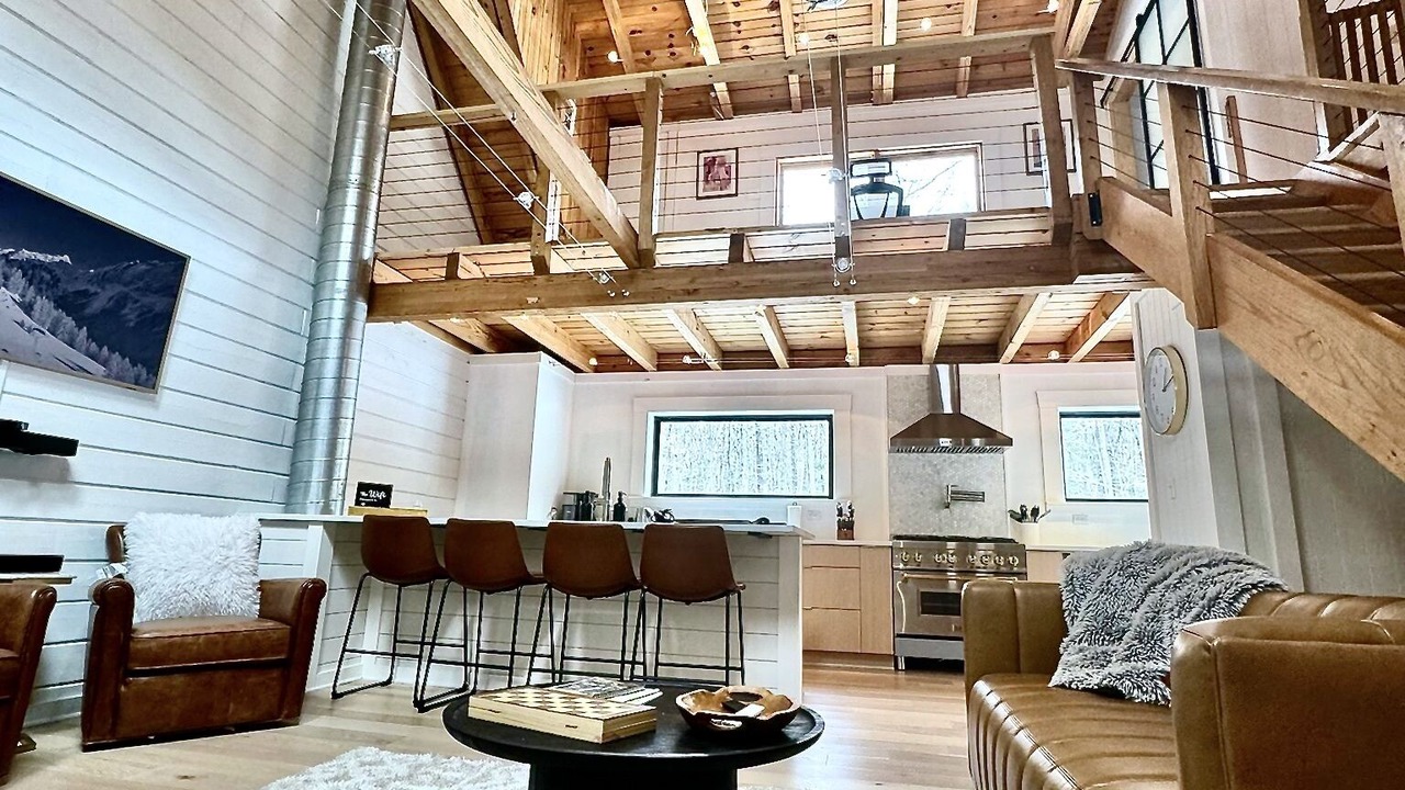 Photo of Livingroom in Wardensville