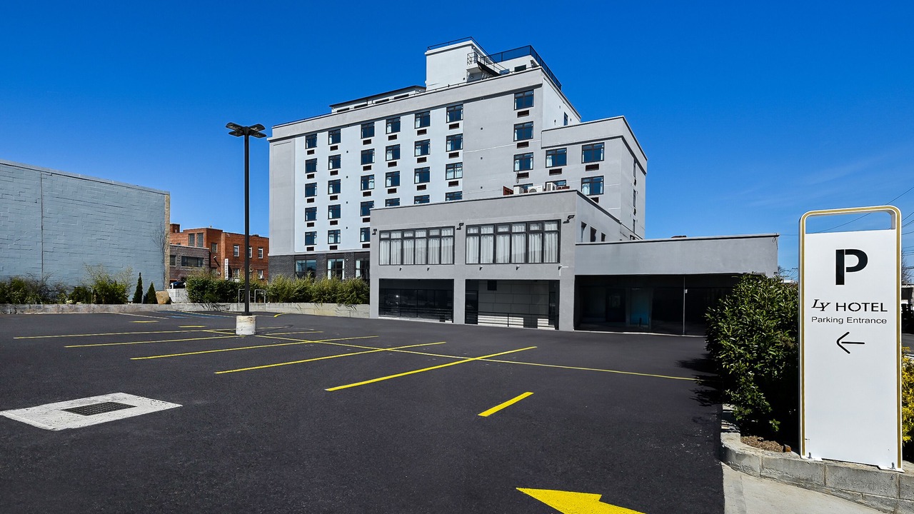Photo of Outdoor in Queens