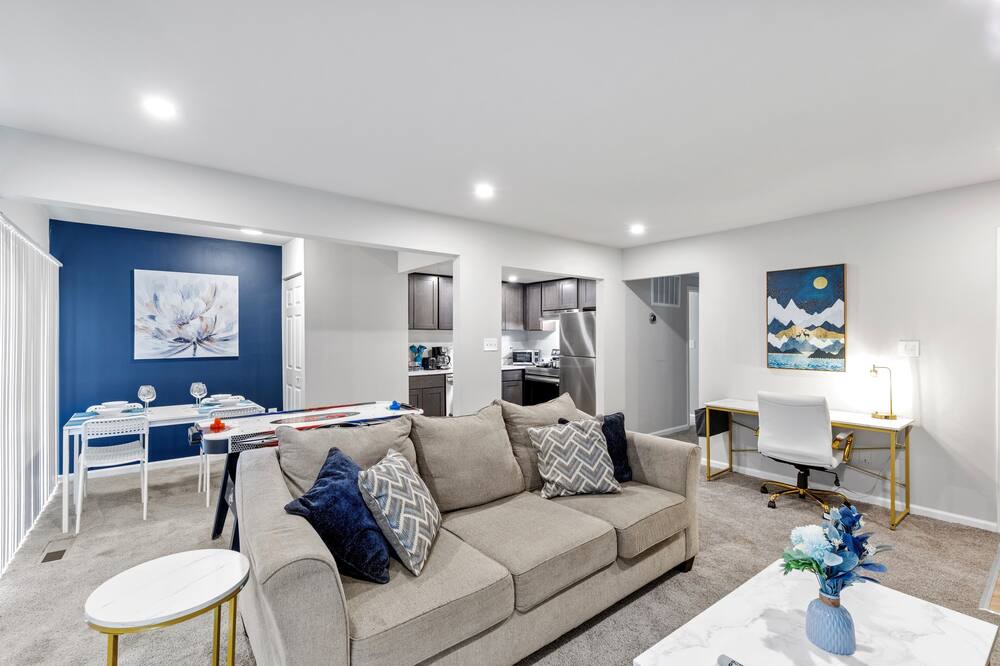 Photo of Livingroom in Towson