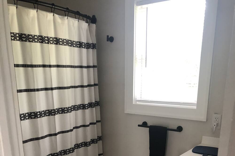 Photo of Bathroom in Ticonderoga