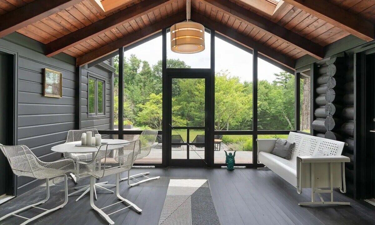 Photo of Outdoor in Woodstock