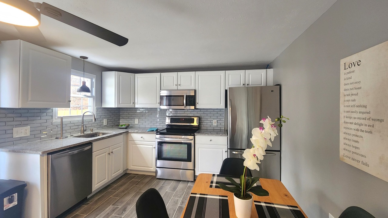 Photo of Kitchen in Methuen