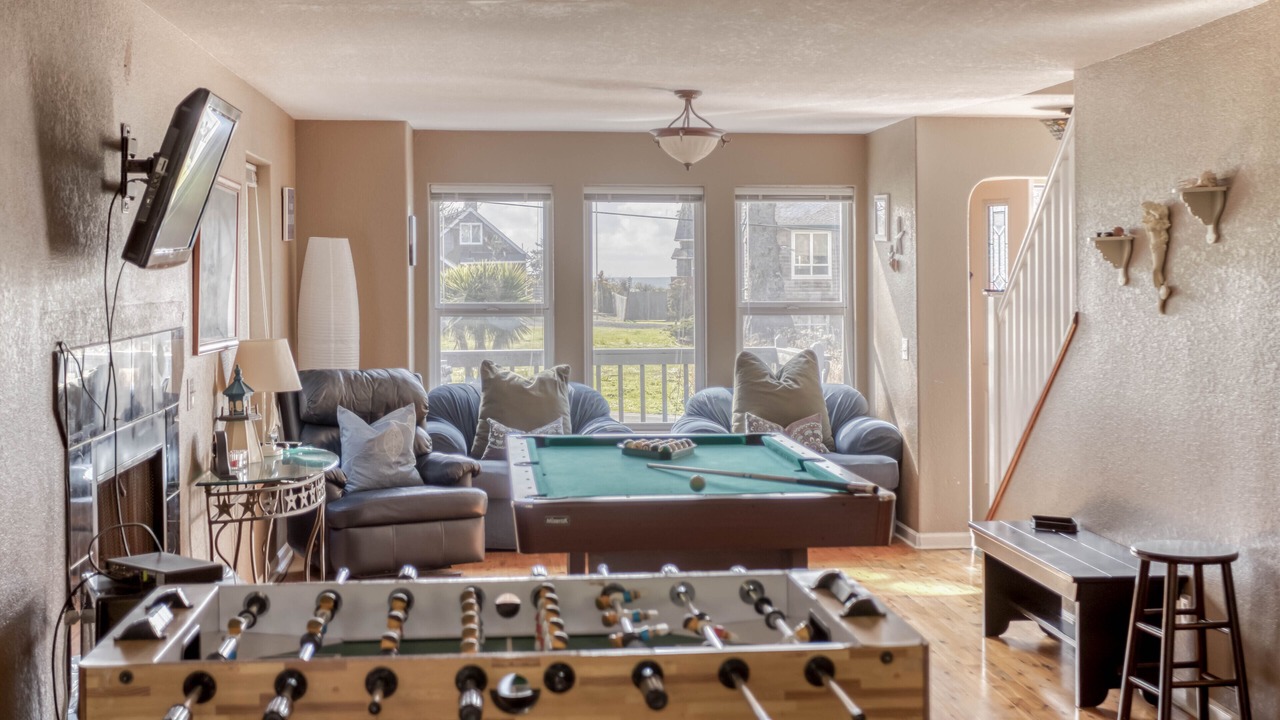 Photo of Bedroom in Downtown Cannon Beach