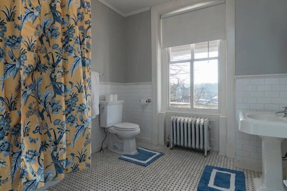 Photo of Bathroom in Springfield