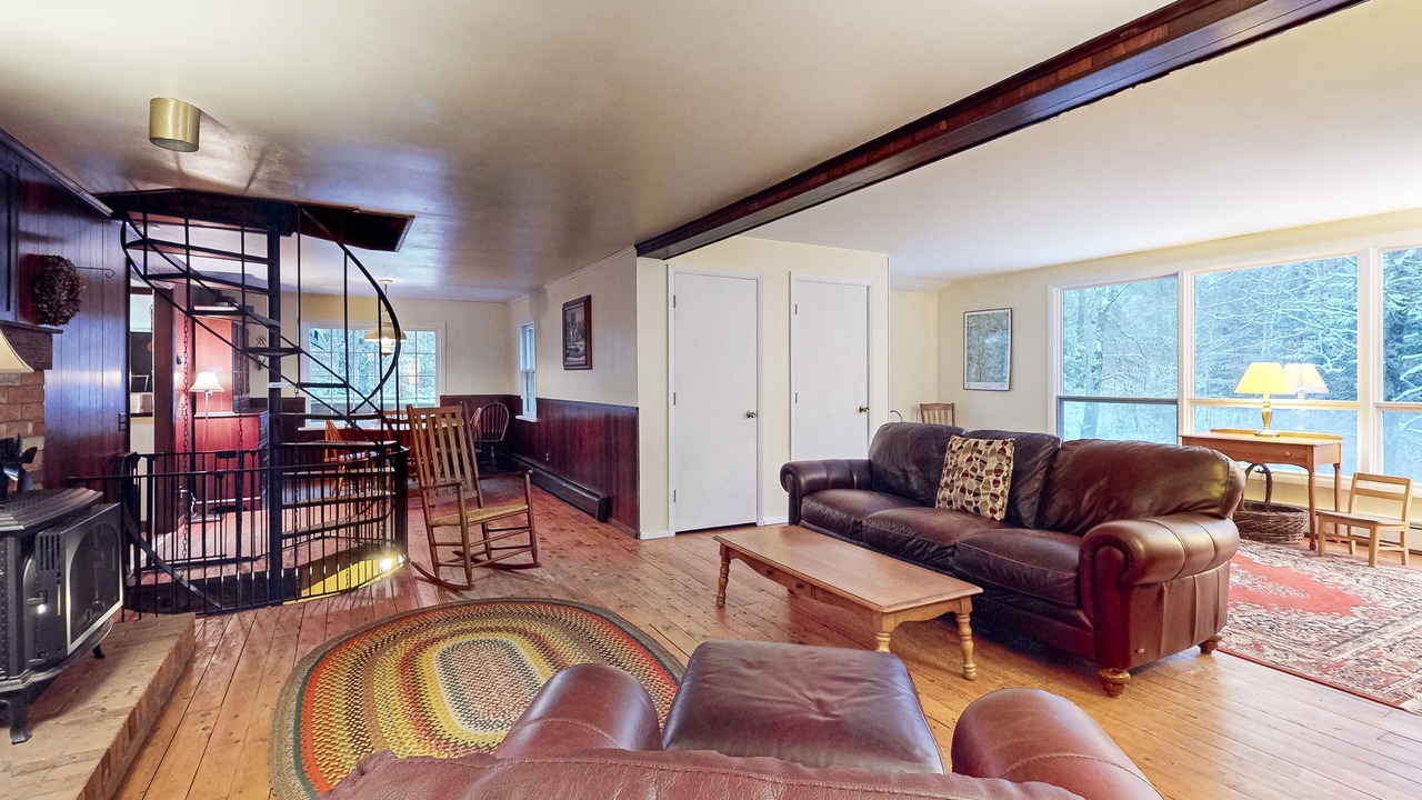 Photo of Livingroom in Northfield