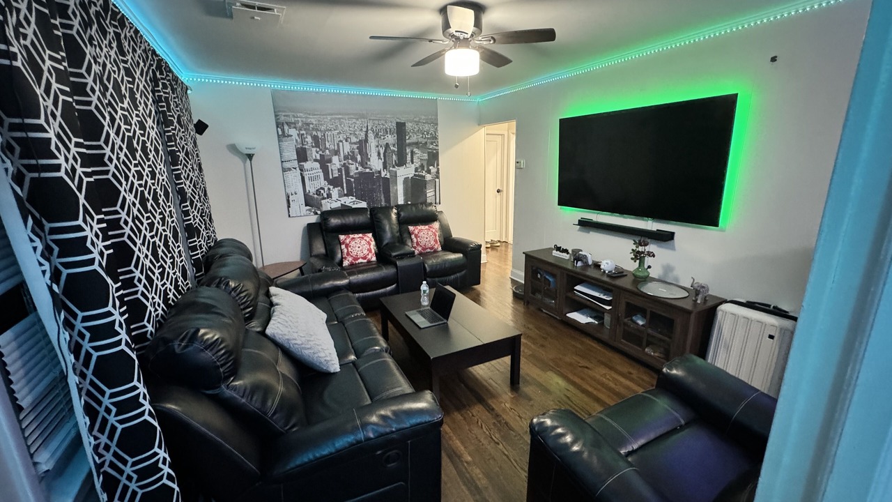 Photo of Livingroom in Hicksville