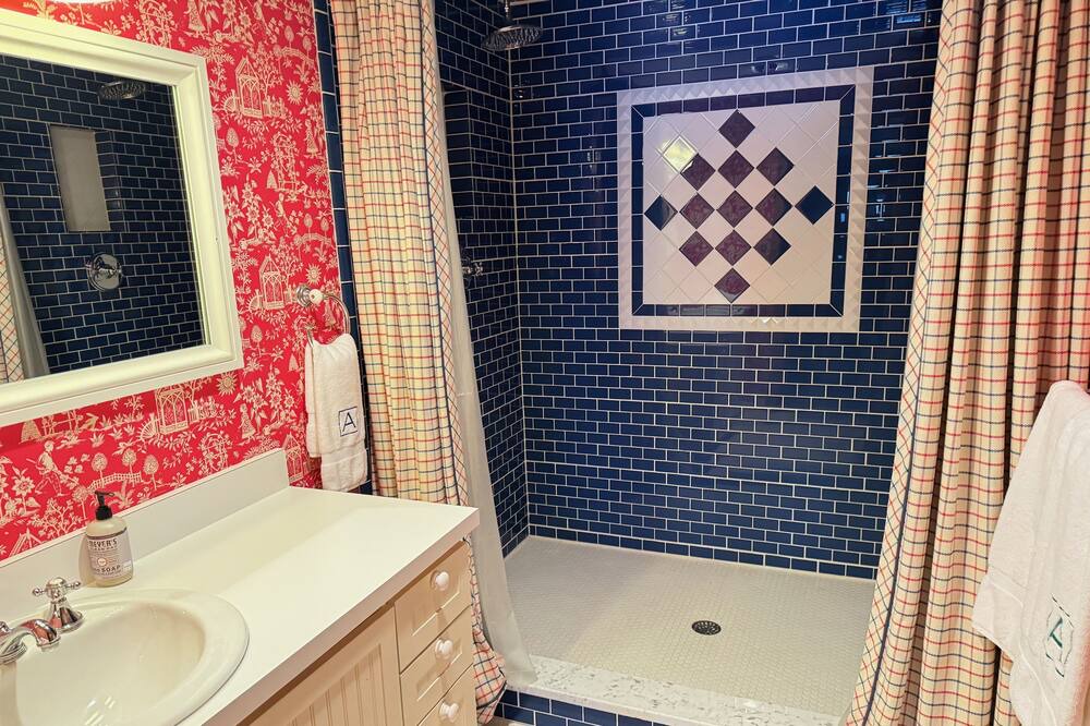Photo of Bathroom in Bromley Mountain