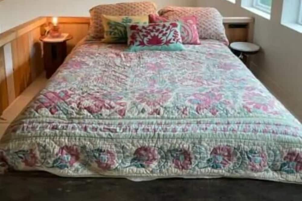 Photo of Bedroom in Huntington