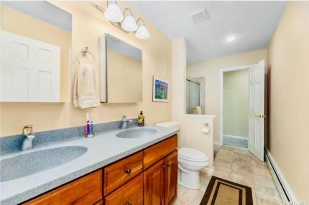 Photo of Kitchen in Dix Hills