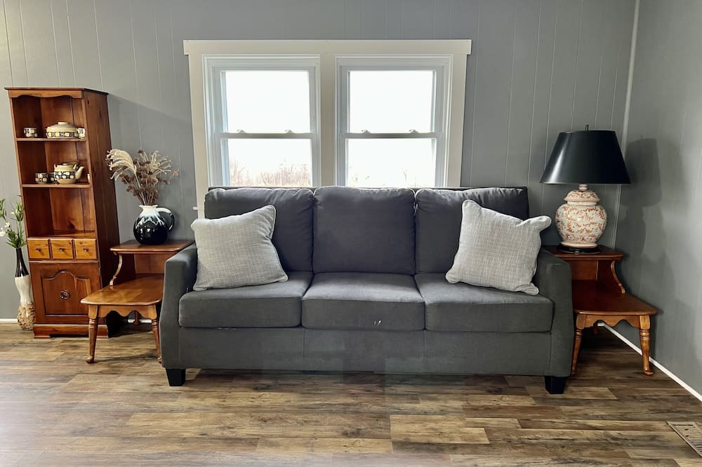 Photo of Livingroom in East Randolph