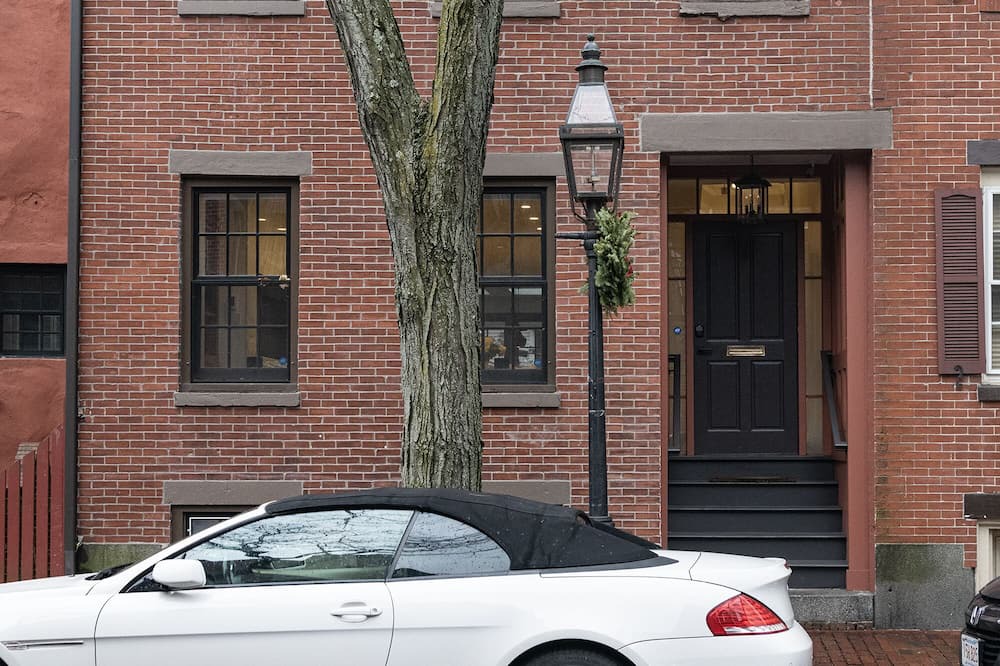Photo of Outdoor in Back Bay East