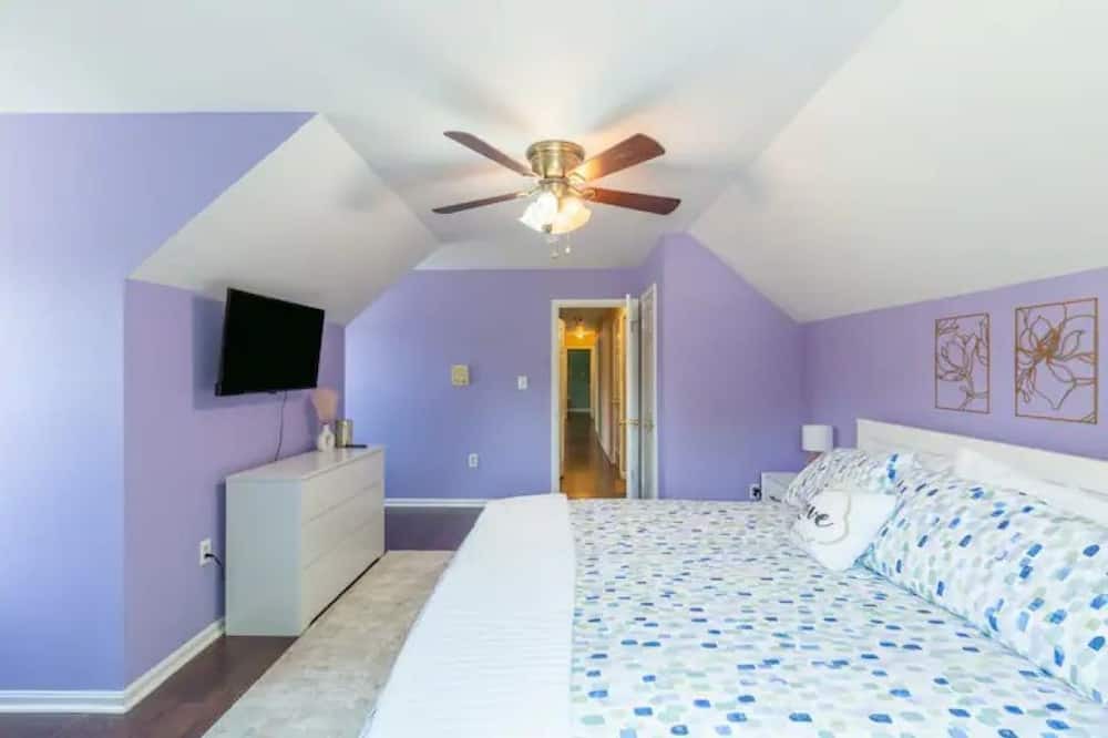 Photo of Bedroom in Bowie