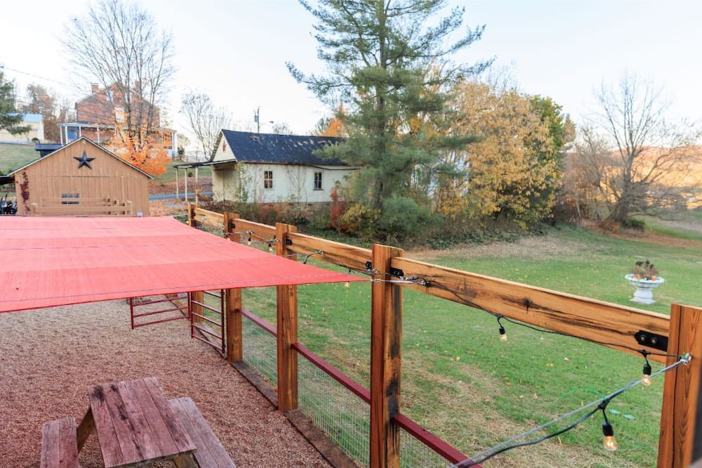Photo of Outdoor in Rockbridge Baths