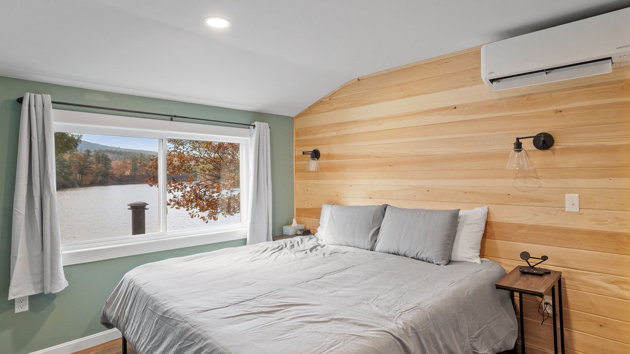 Photo of Bedroom in Goffstown