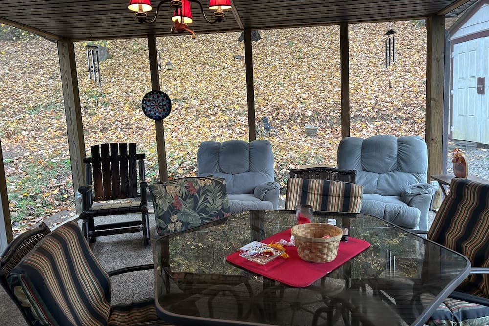 Photo of Outdoor in Newtown