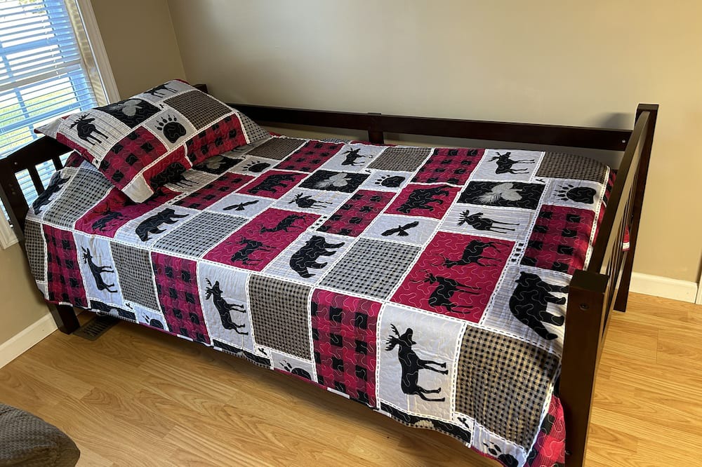 Photo of Bedroom in Newtown