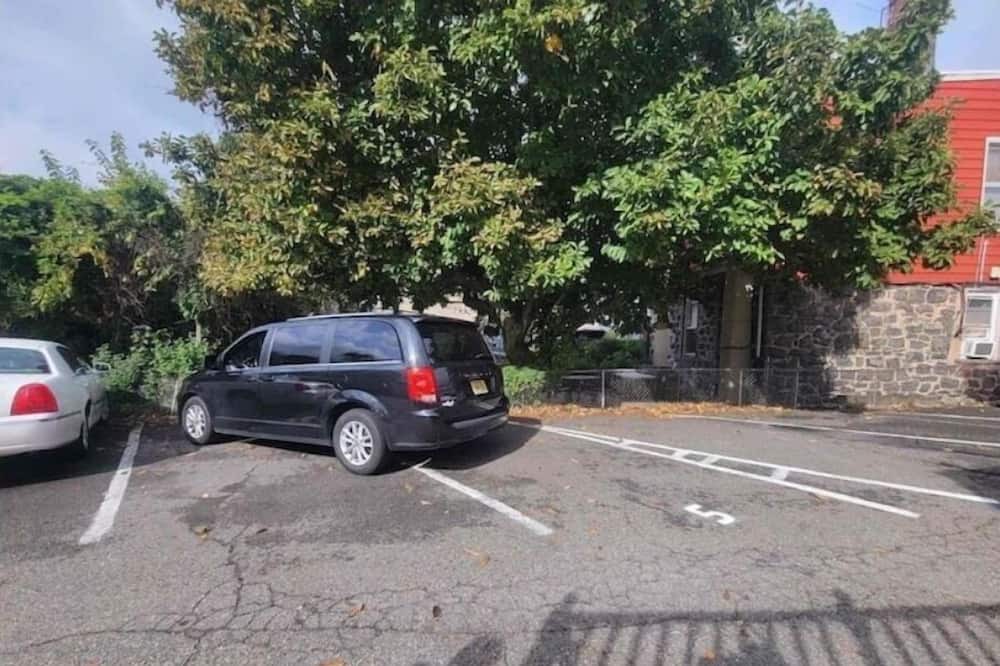 Photo of Outdoor in West New York