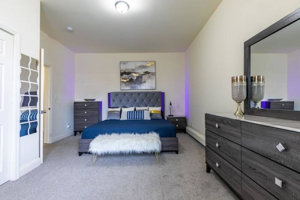 Photo of Bedroom in West New York