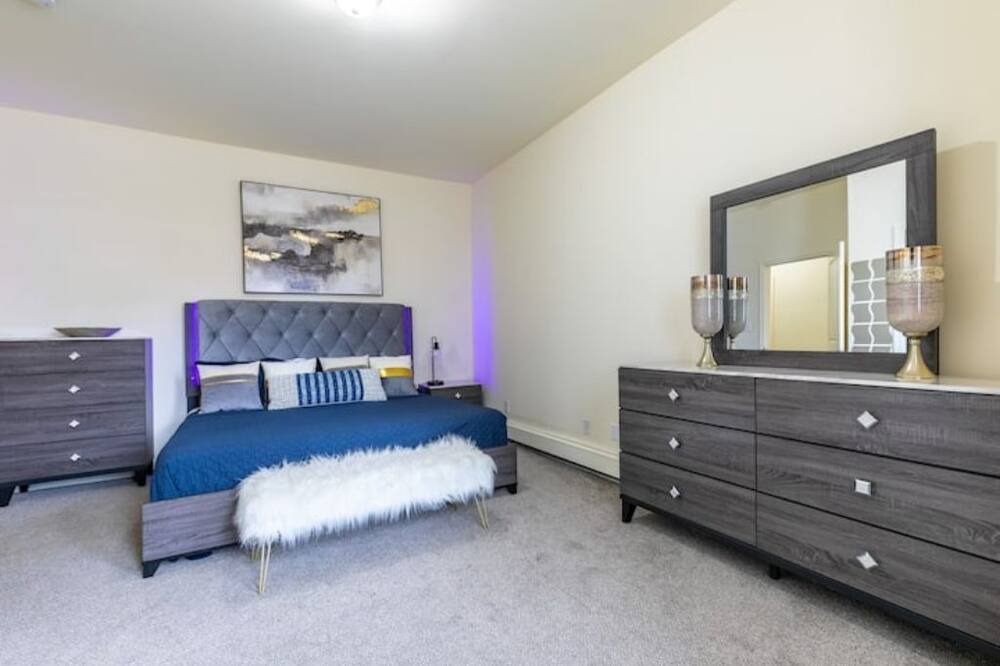 Photo of Bedroom in West New York