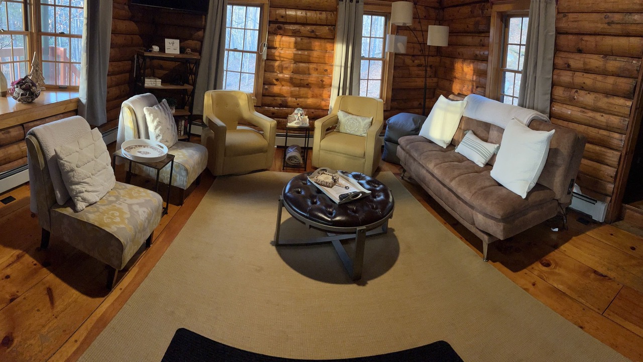Photo of Livingroom in Alton Bay
