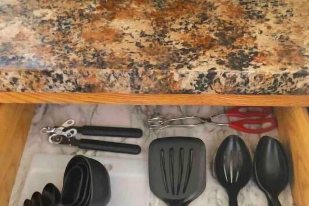 Photo of Kitchen in Elyria