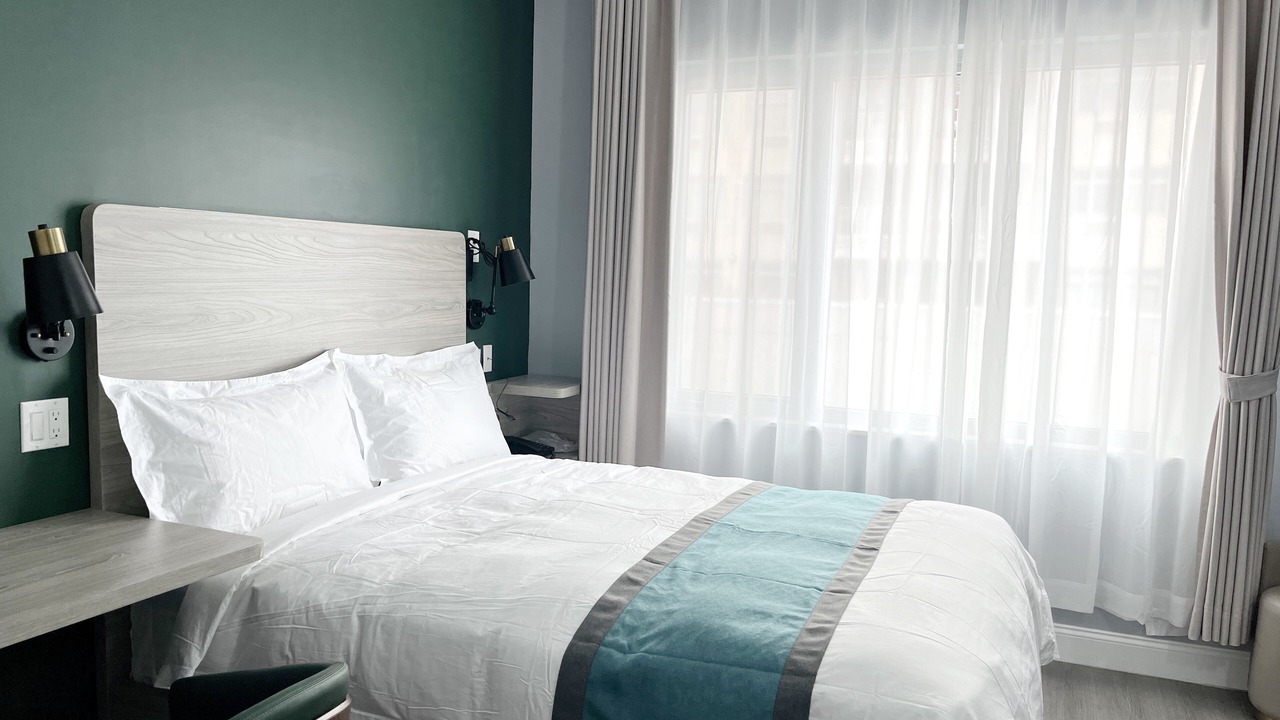 Photo of Bedroom in Queens