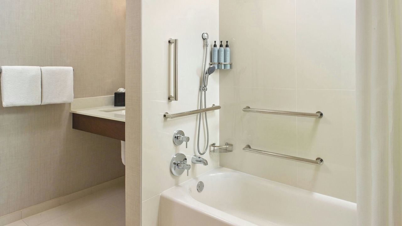 Photo of Bathroom in Hauppauge