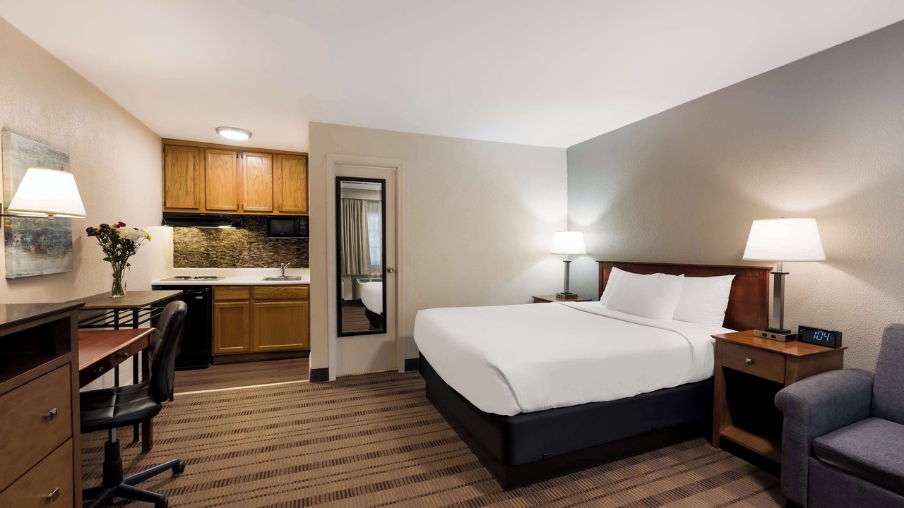 Photo of Bedroom in Woodbury