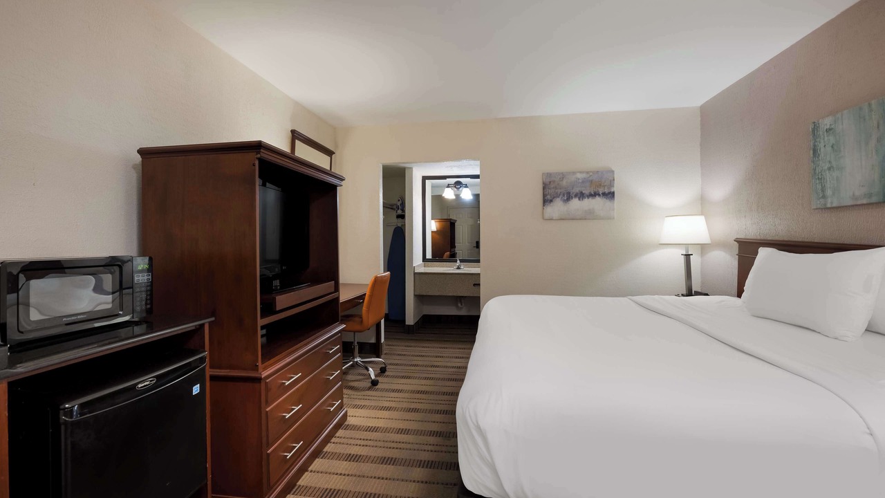Photo of Bedroom in Woodbury