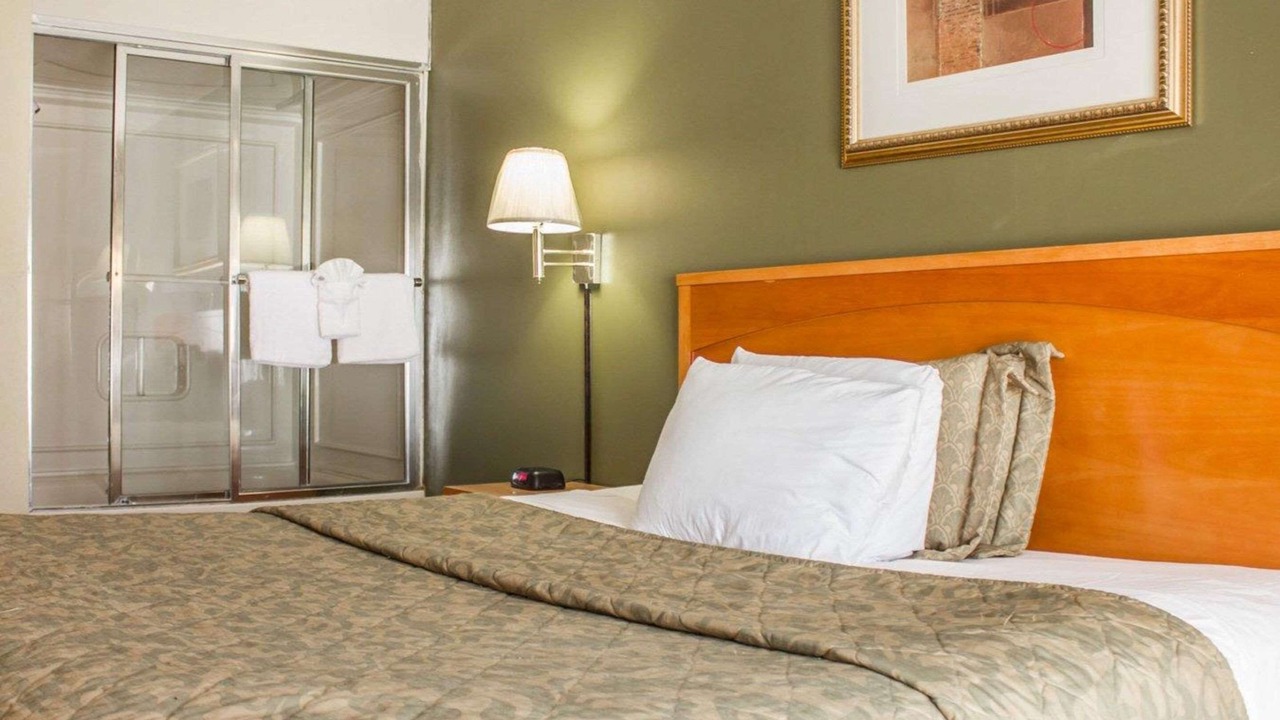 Photo of Bedroom in Huntington Station