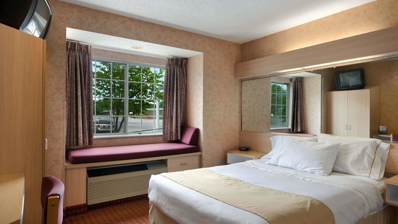 Photo of Bedroom in Baldwinsville